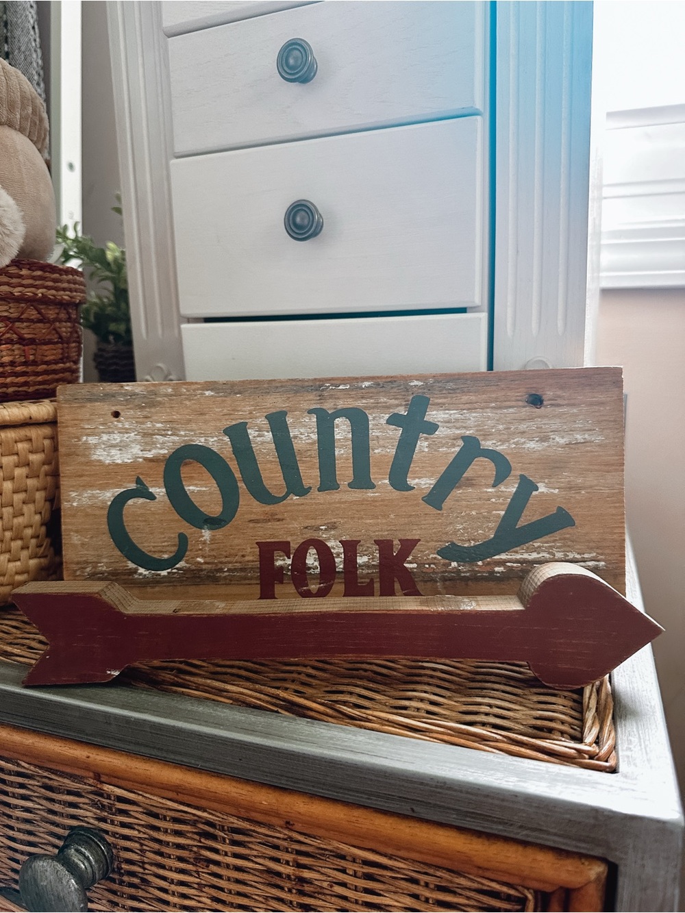 Primitive Farmhouse Wood Bundle Country Folk Sign Rustic Wooden Arrow Decor